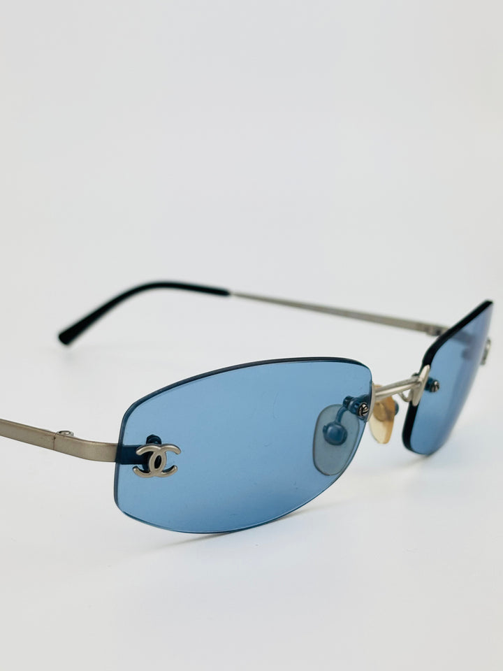 CHANEL – 4002