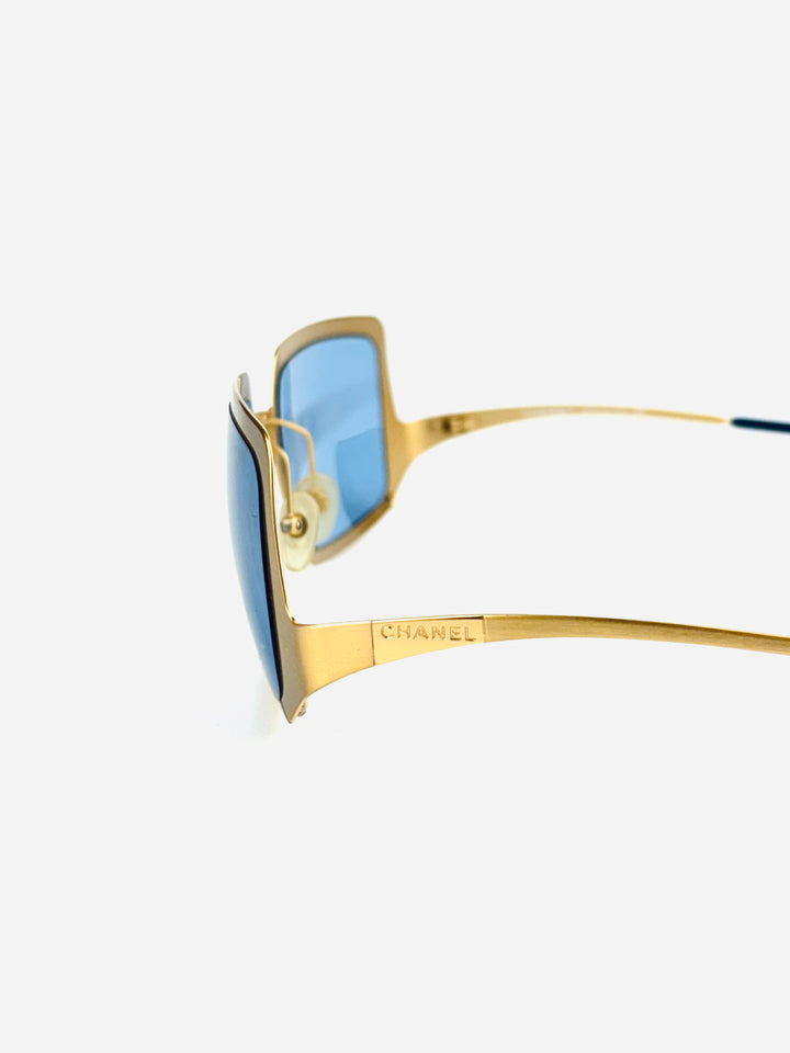 CHANEL – 4011