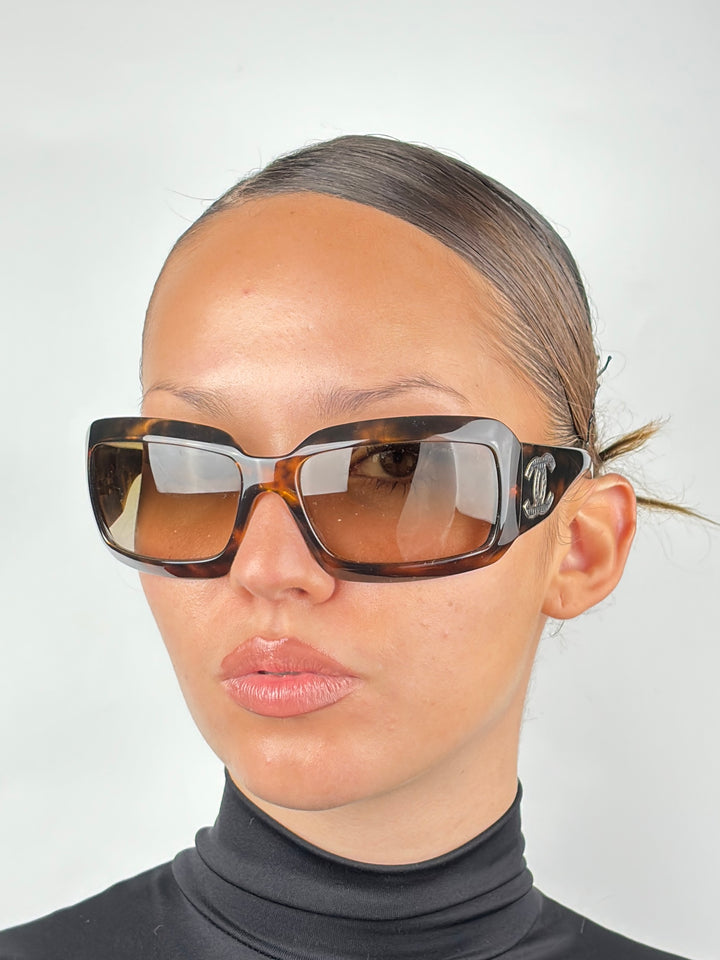 CHANEL - 6022-Q