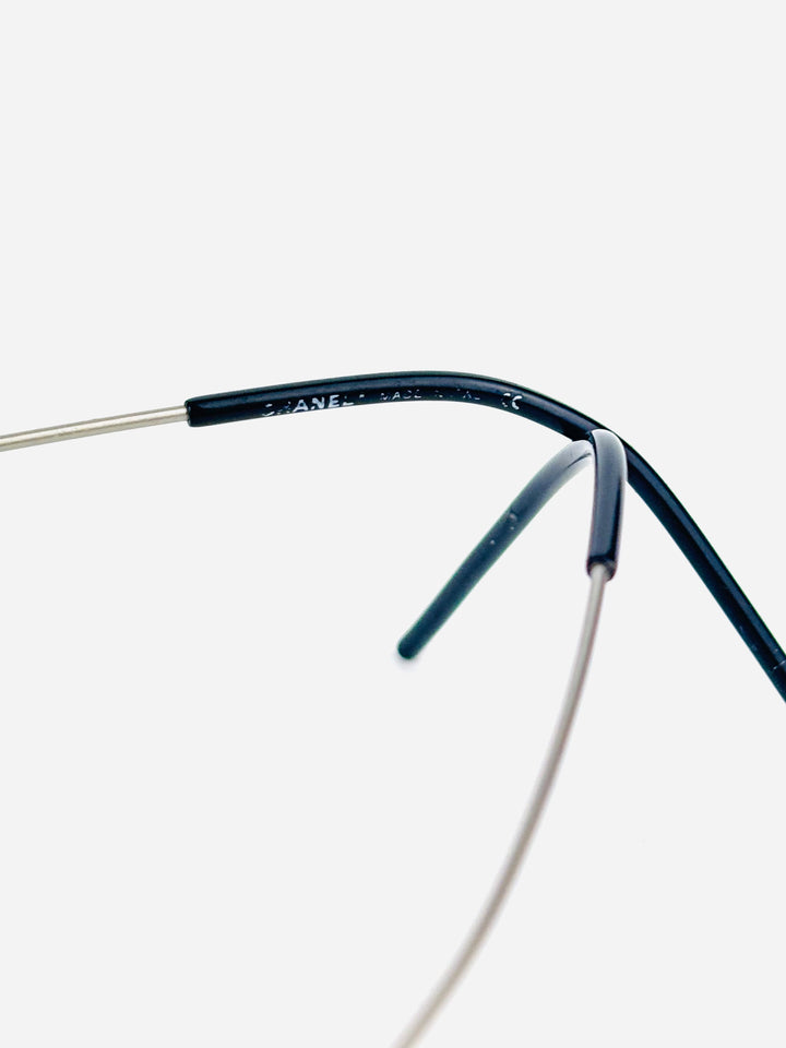 CHANEL – 4032