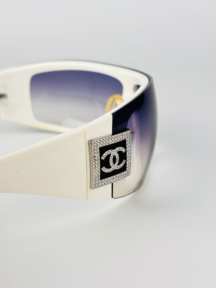 CHANEL - 5085-B