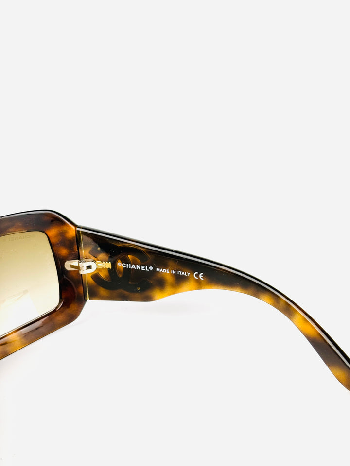 CHANEL - 6022-Q