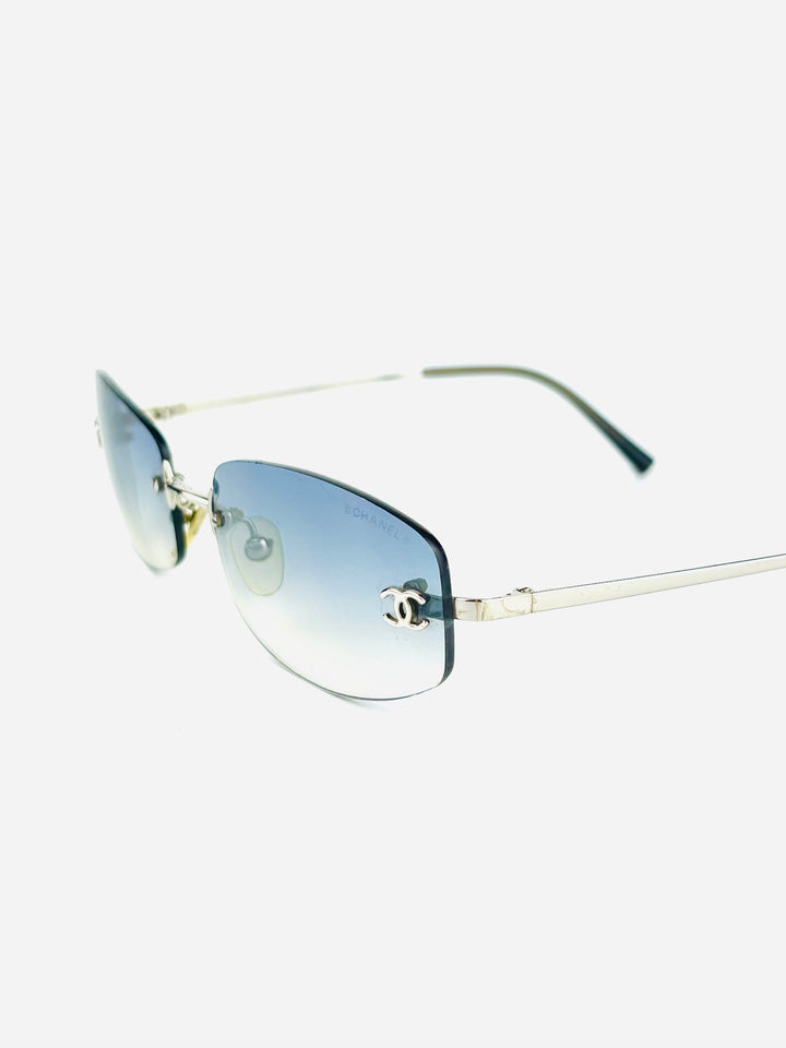 CHANEL – 4002