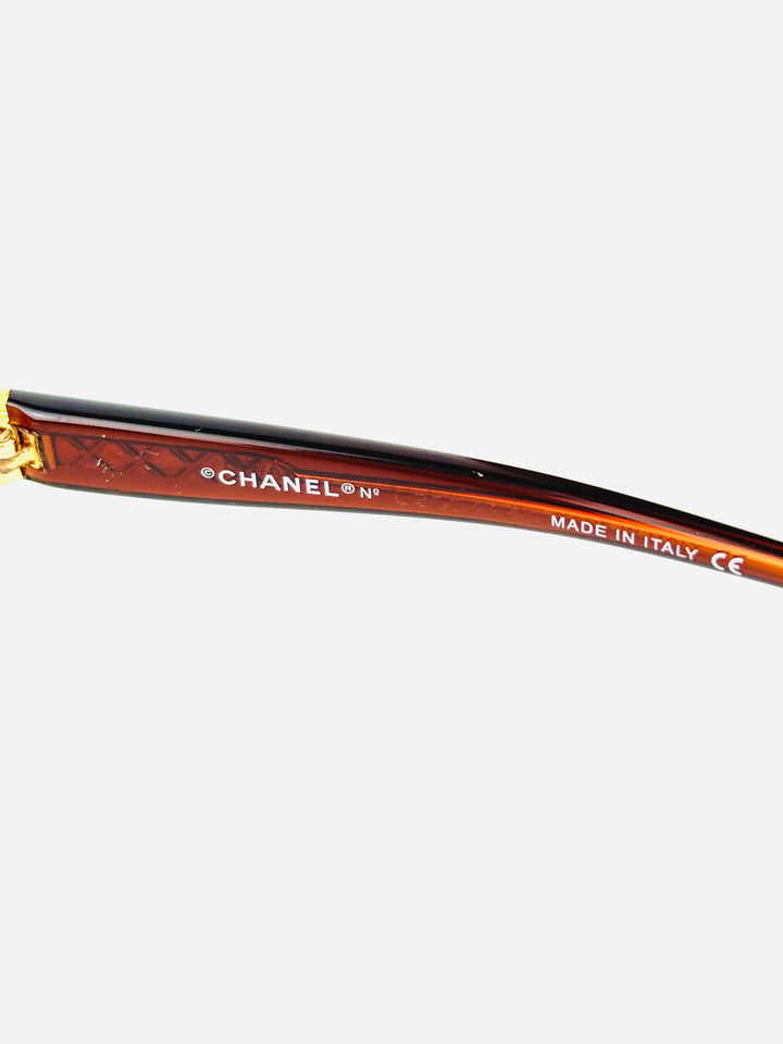 CHANEL – 4026