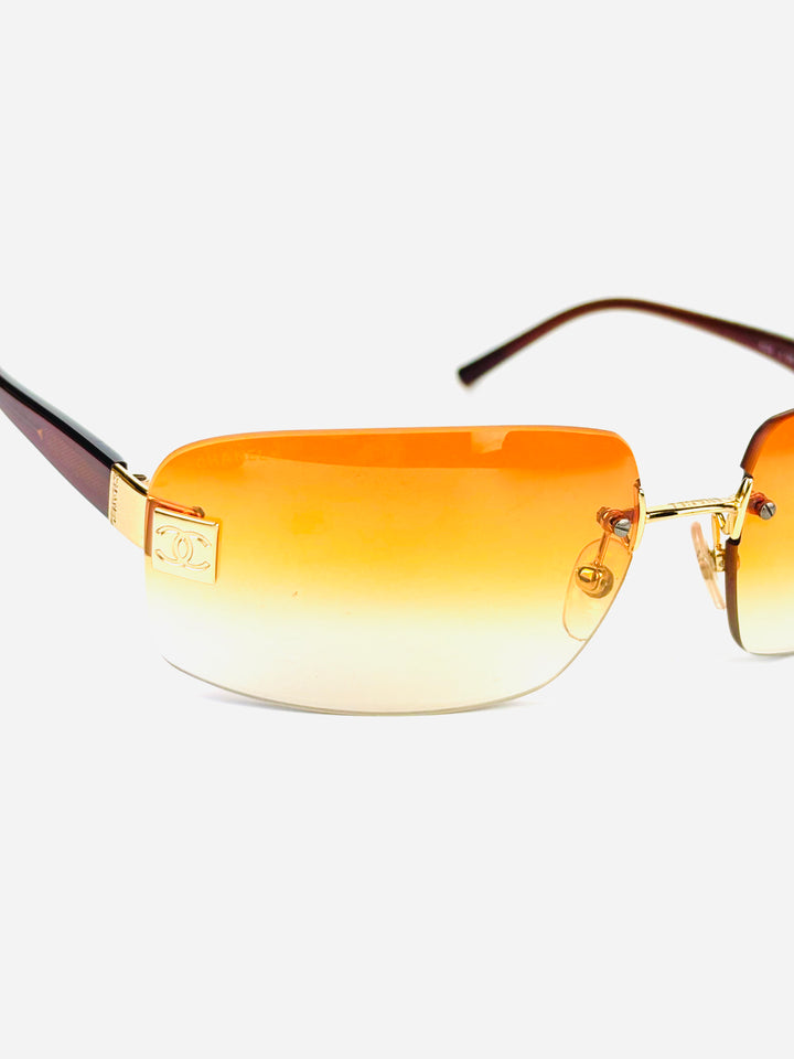 CHANEL – 4026