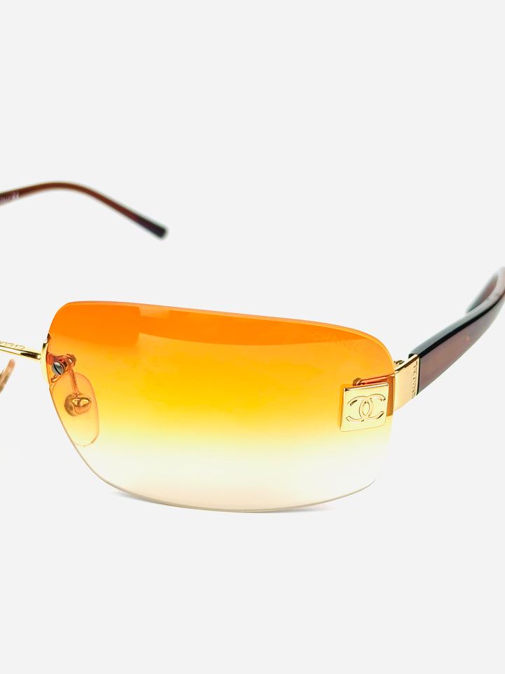 CHANEL – 4026