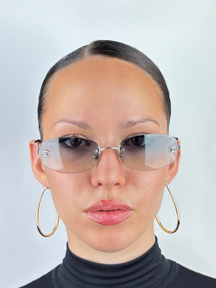 CHANEL – 4002