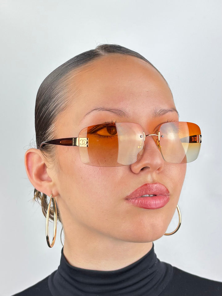 CHANEL – 4026