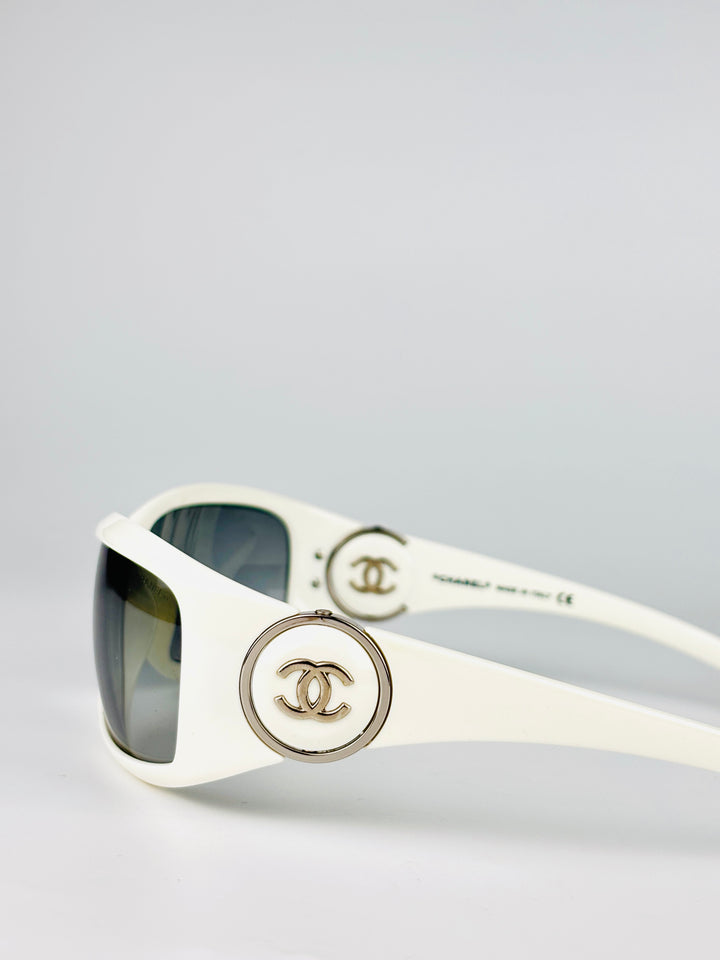 CHANEL - 6030