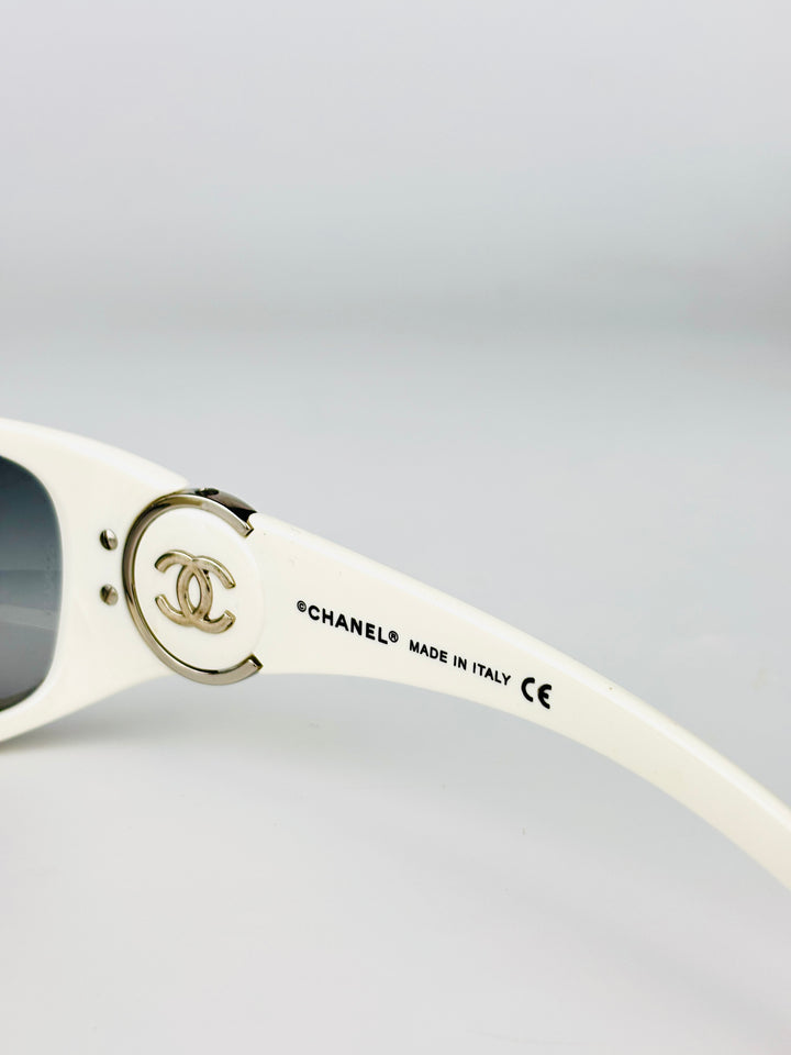 CHANEL - 6030