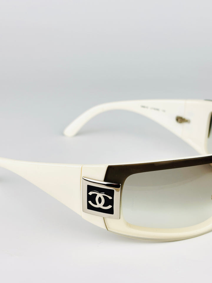 CHANEL - 5085