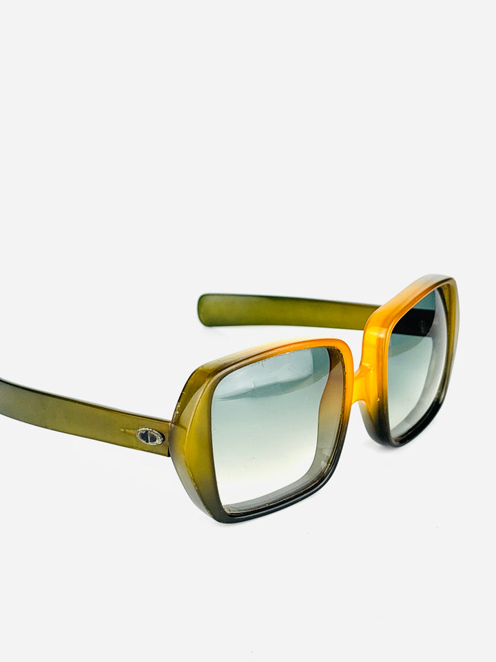 DIOR - D10