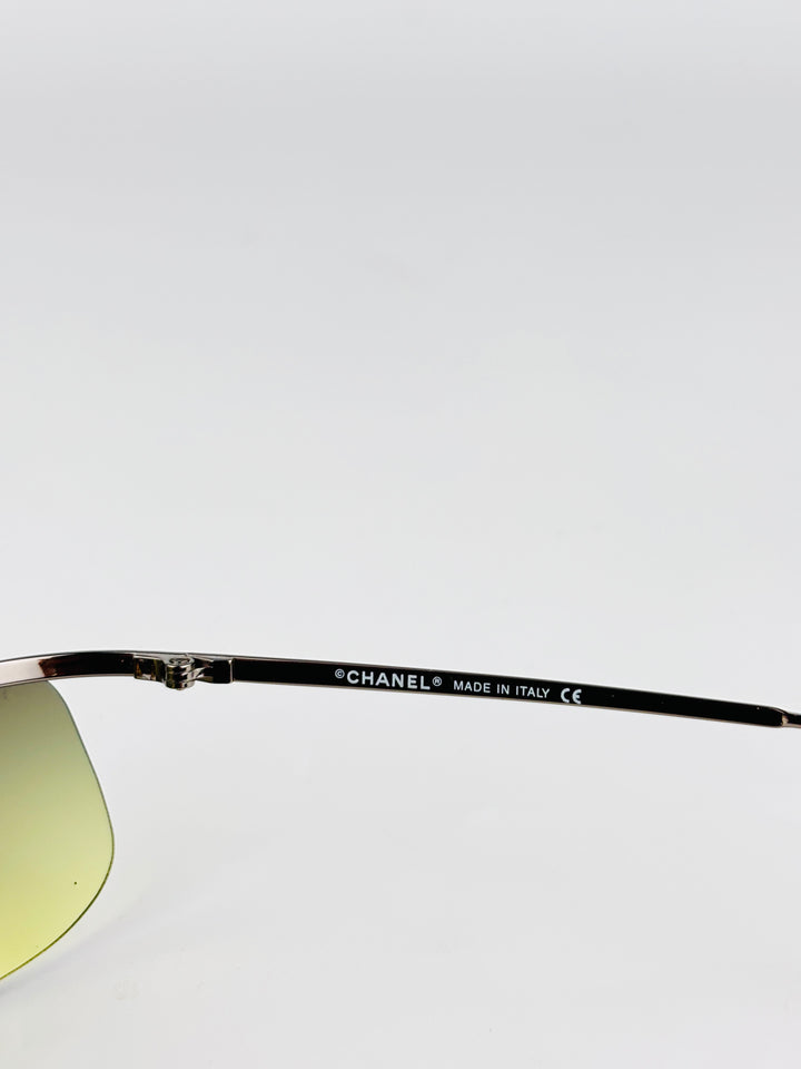CHANEL - 4043