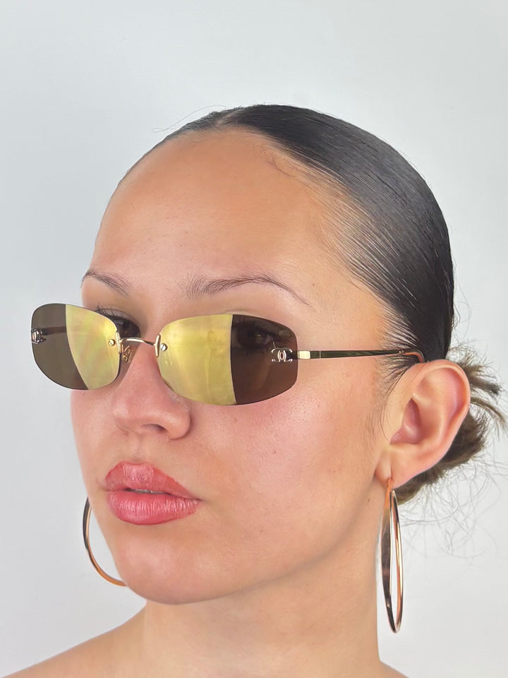CHANEL – 4002