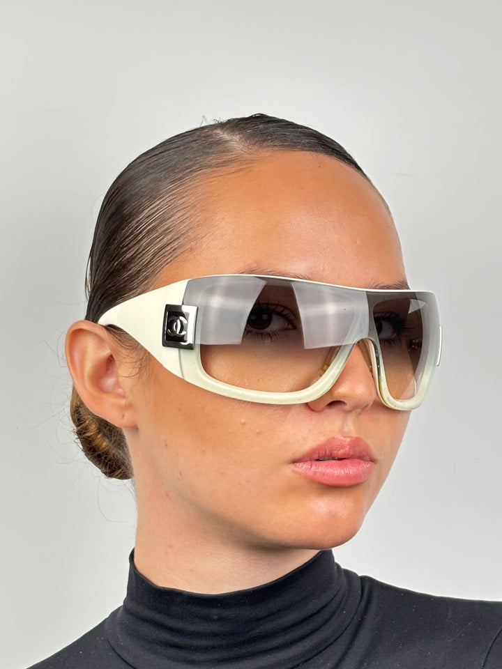 CHANEL - 5086