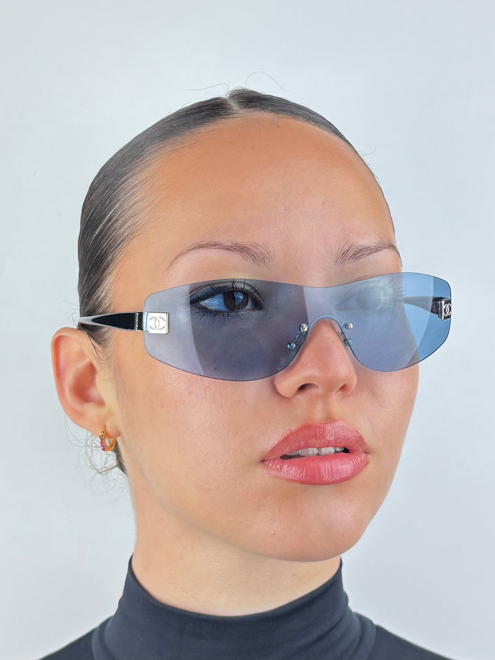 CHANEL – 4018