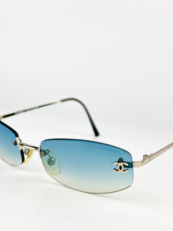 CHANEL - 4002