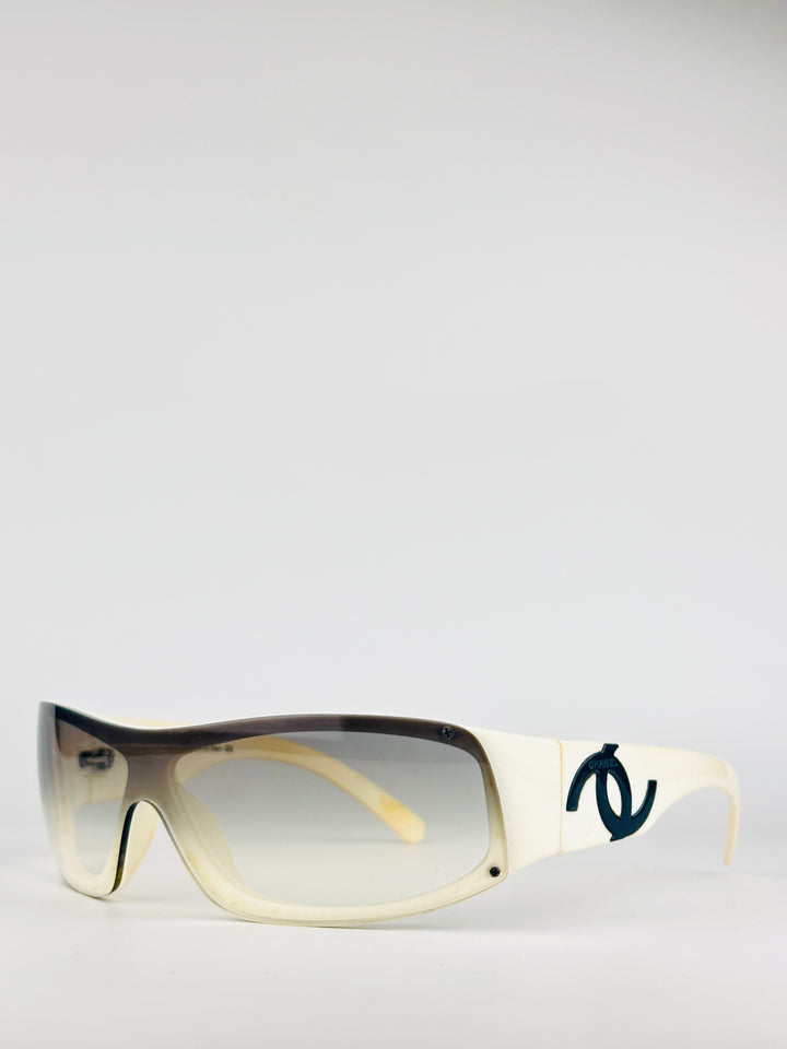 CHANEL - 5072