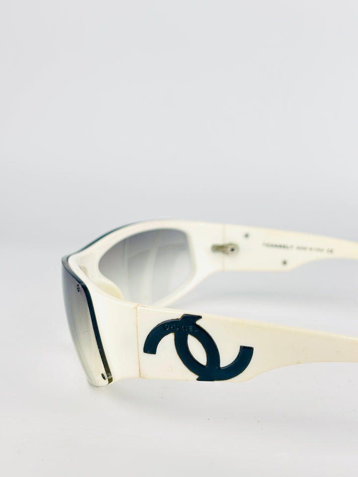 CHANEL - 5072