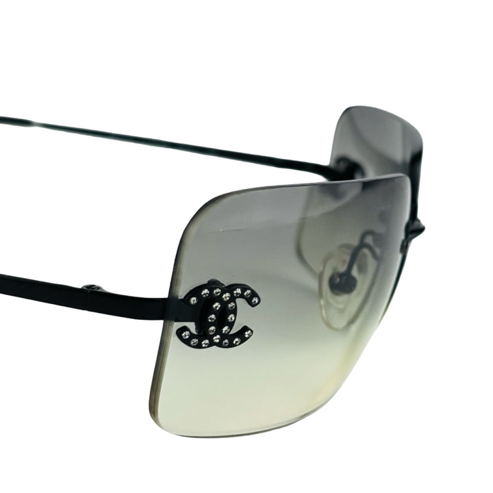 CHANEL – 4017-D