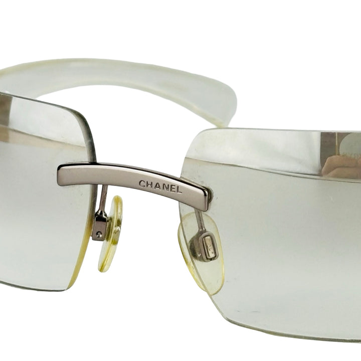 CHANEL – 4048