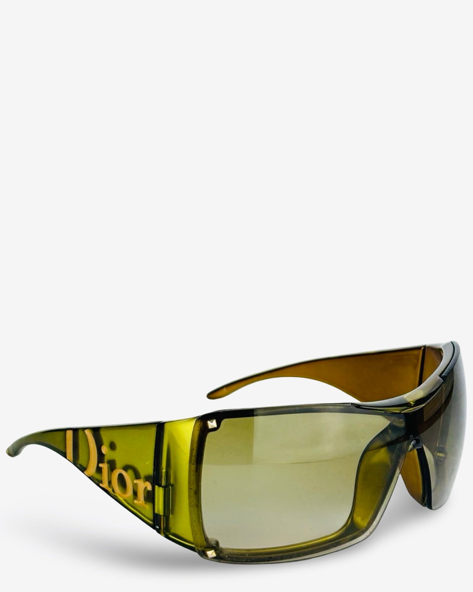 Take A Look About Dior Overshine Sunglasses