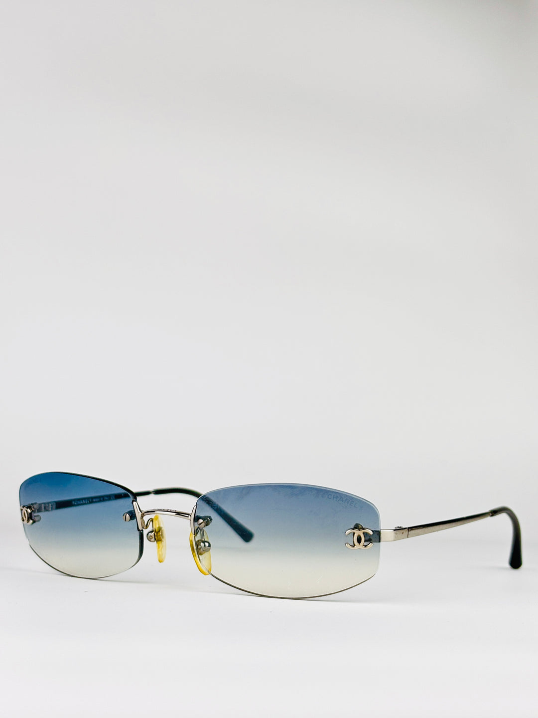 CHANEL - 4002