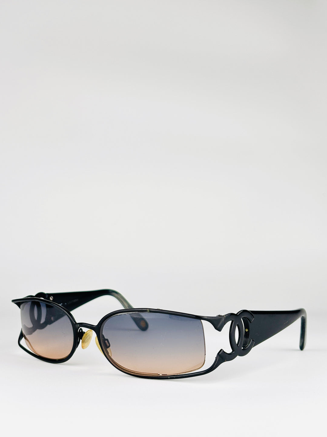 CHANEL - 4023