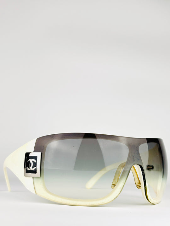 CHANEL - 5086