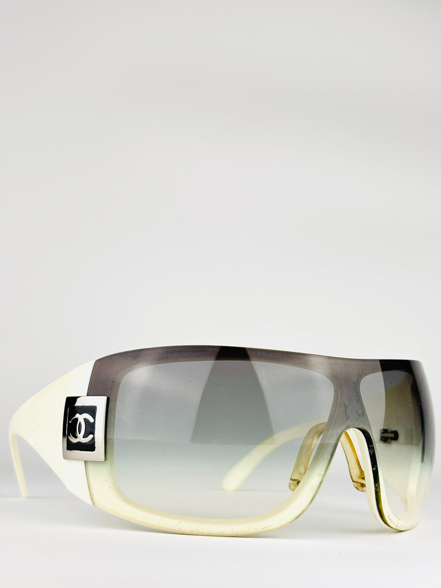 CHANEL - 5086