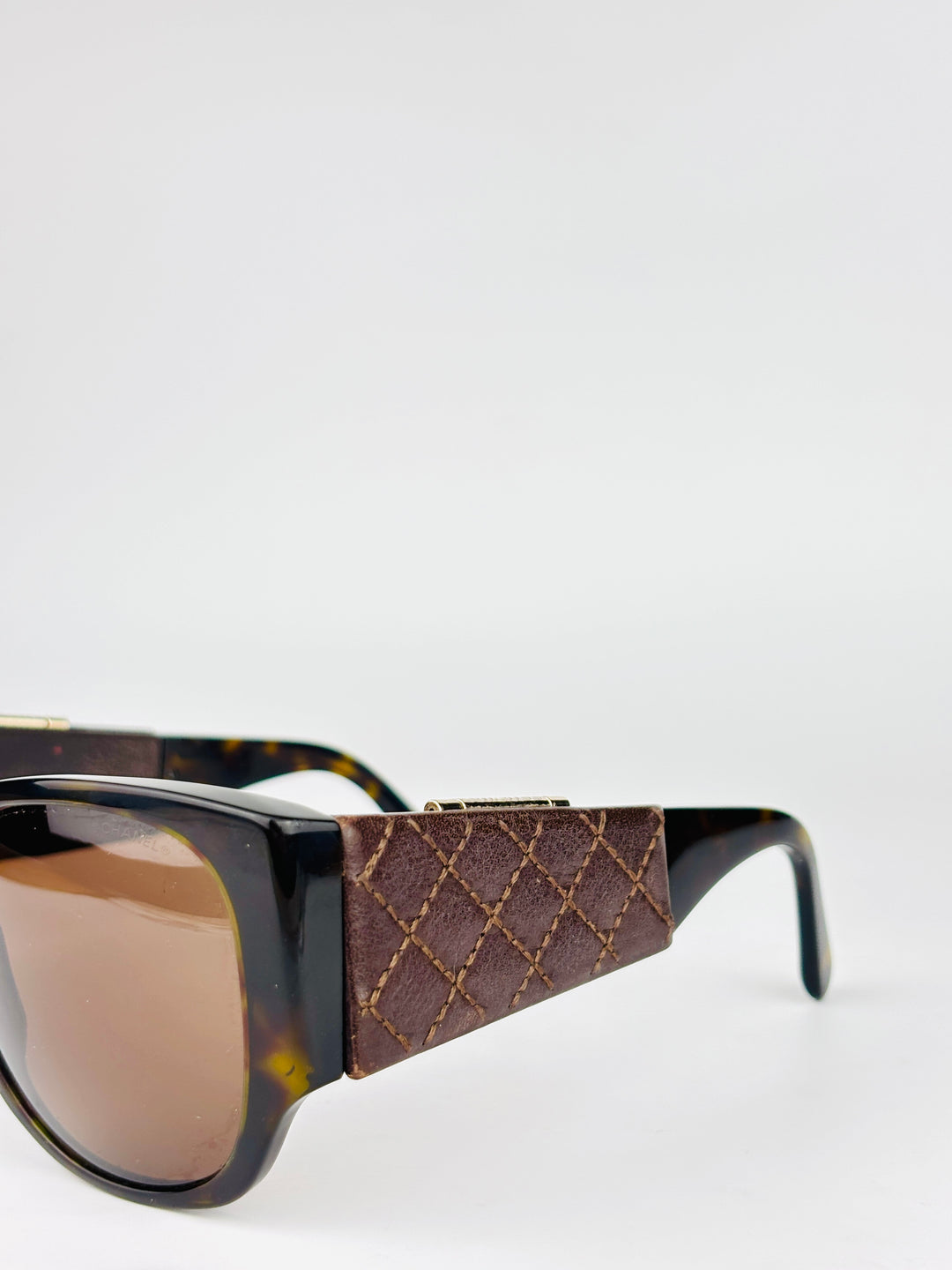 CHANEL - 5202-Q