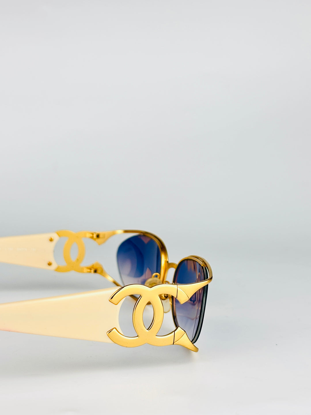 CHANEL - 4023