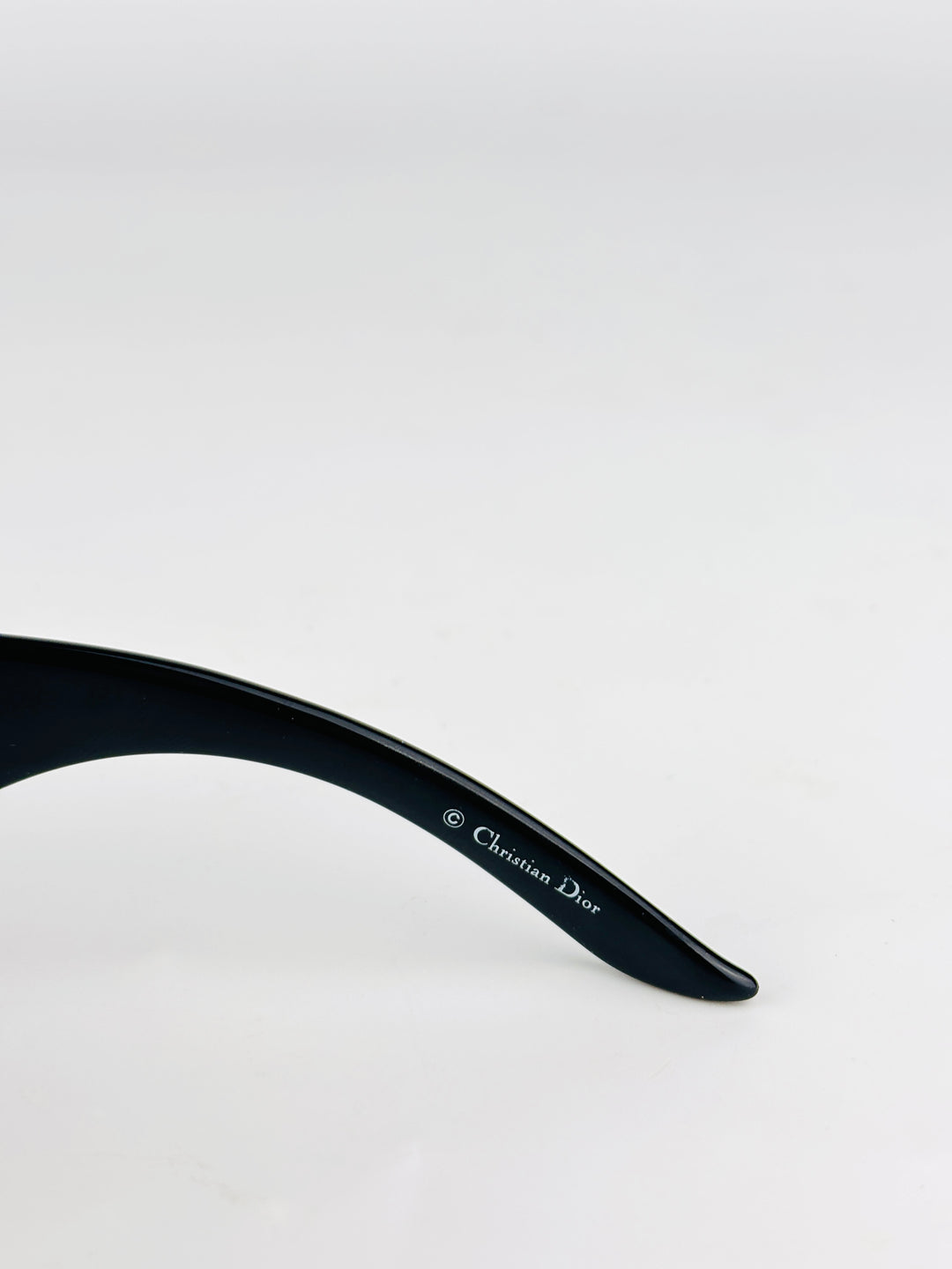 DIOR - AIRSPEED 1