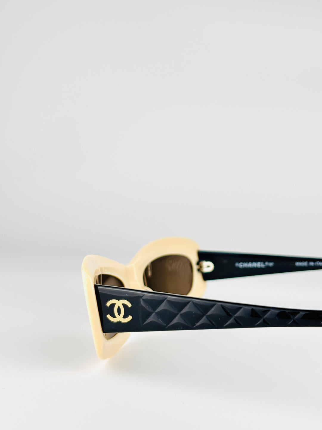 CHANEL - 5006