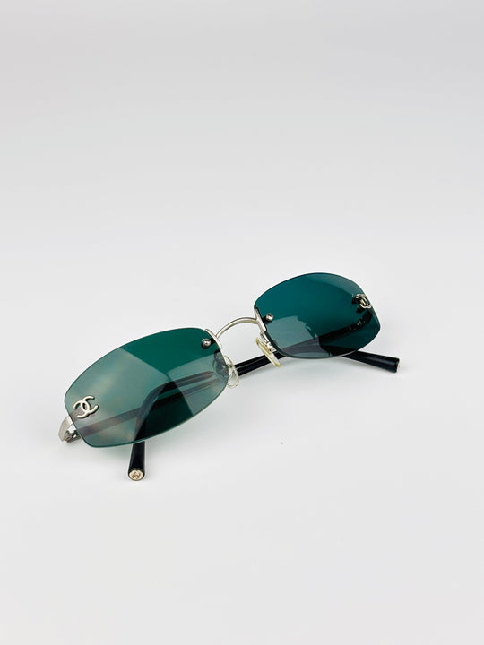 CHANEL - 4002