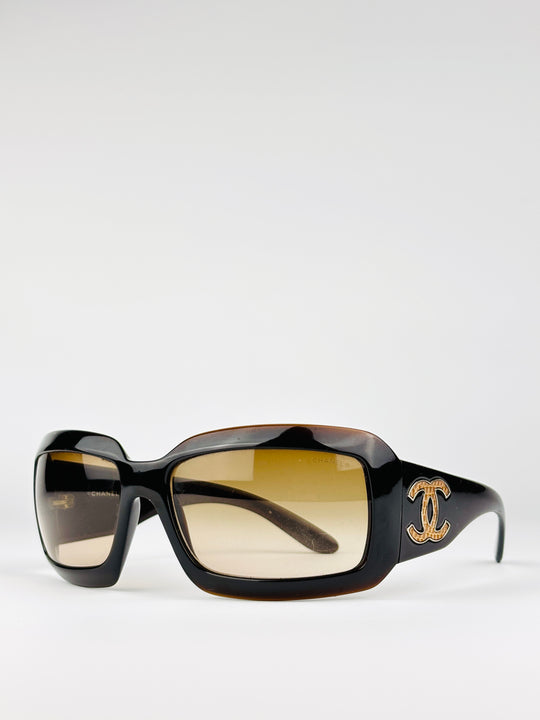 CHANEL - 6022-Q