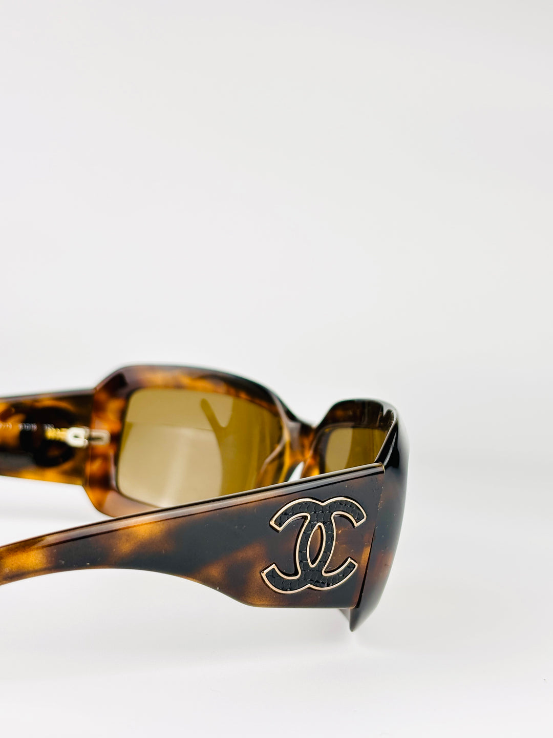 CHANEL - 6022-Q