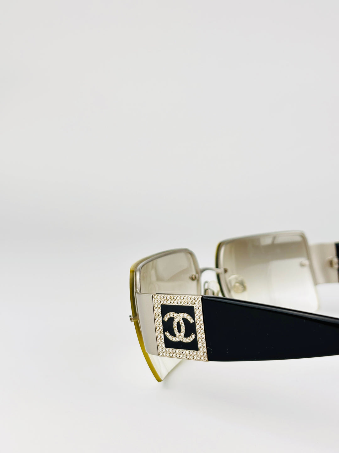 CHANEL - 4095-B