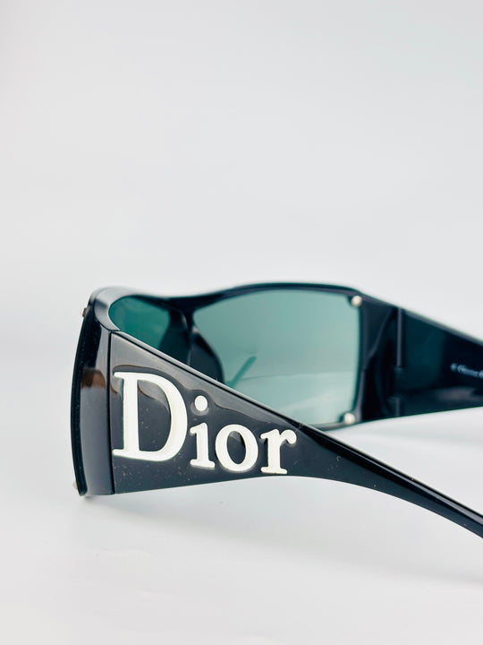 DIOR - OVERSHINE