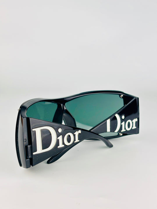 DIOR - OVERSHINE