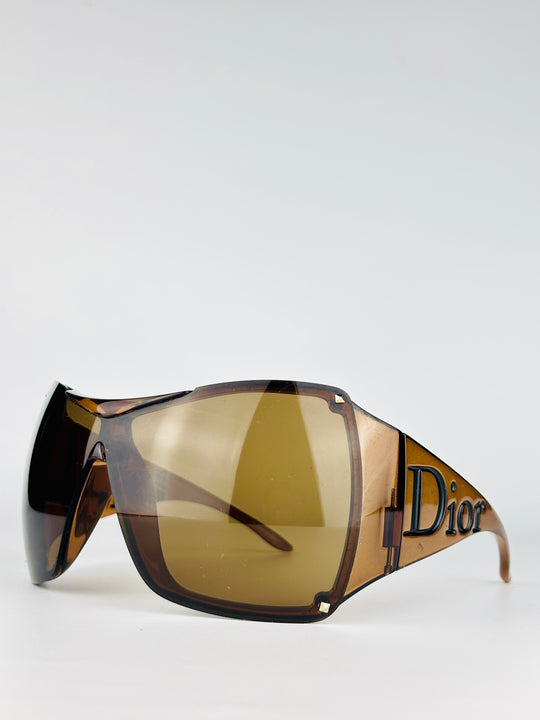 DIOR - OVERSHINE