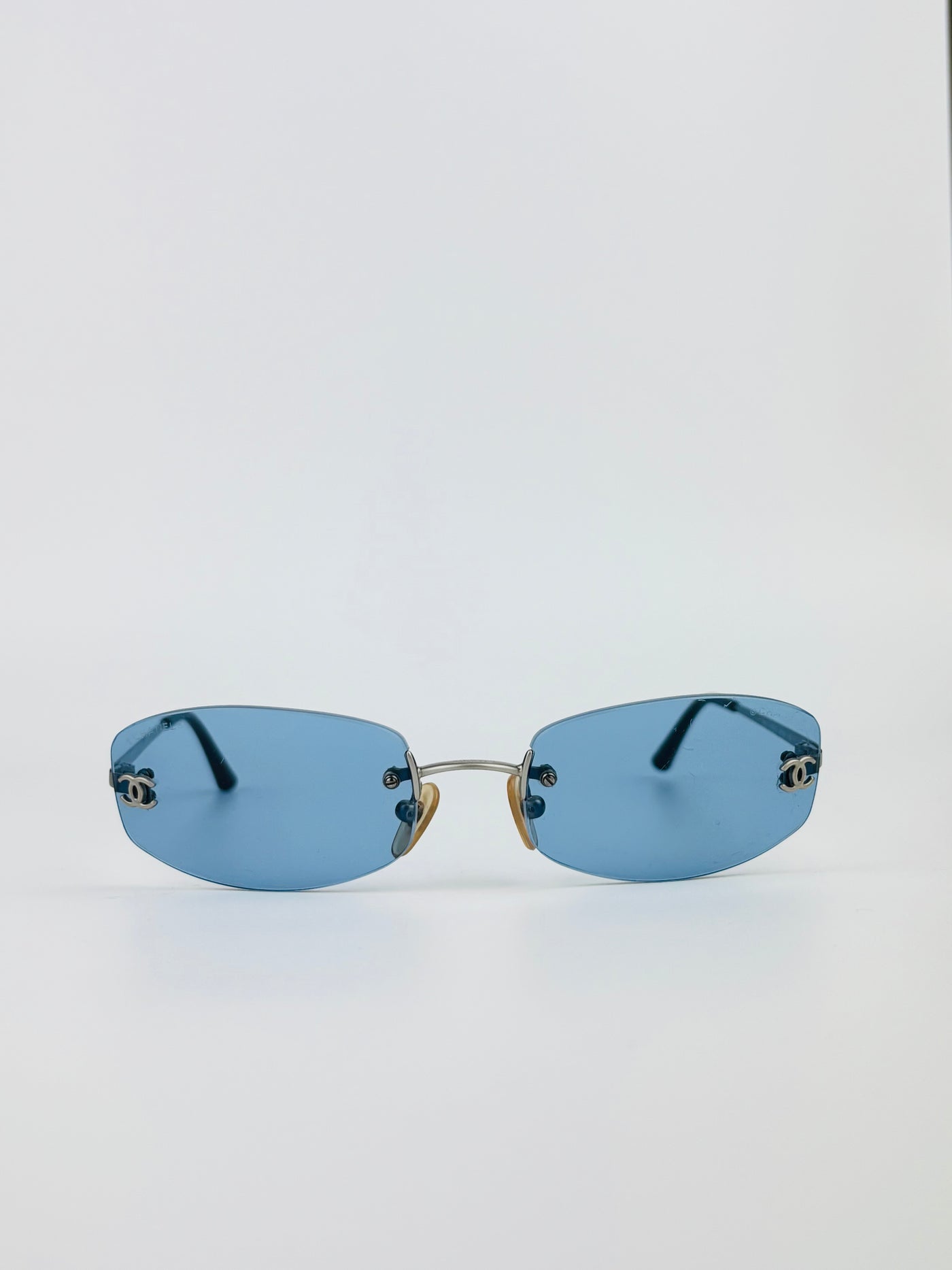 CHANEL – 4002