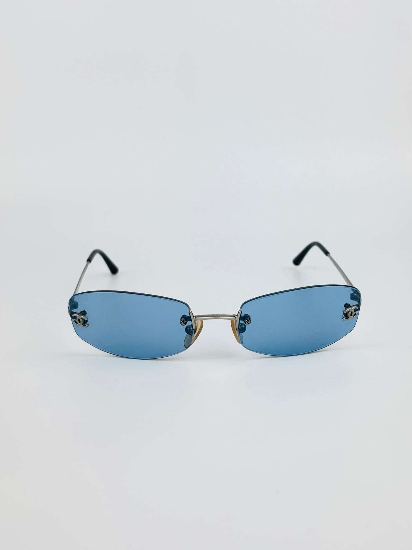 CHANEL – 4002