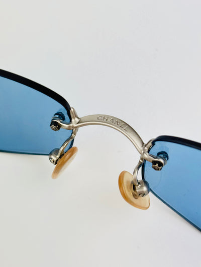 CHANEL – 4002