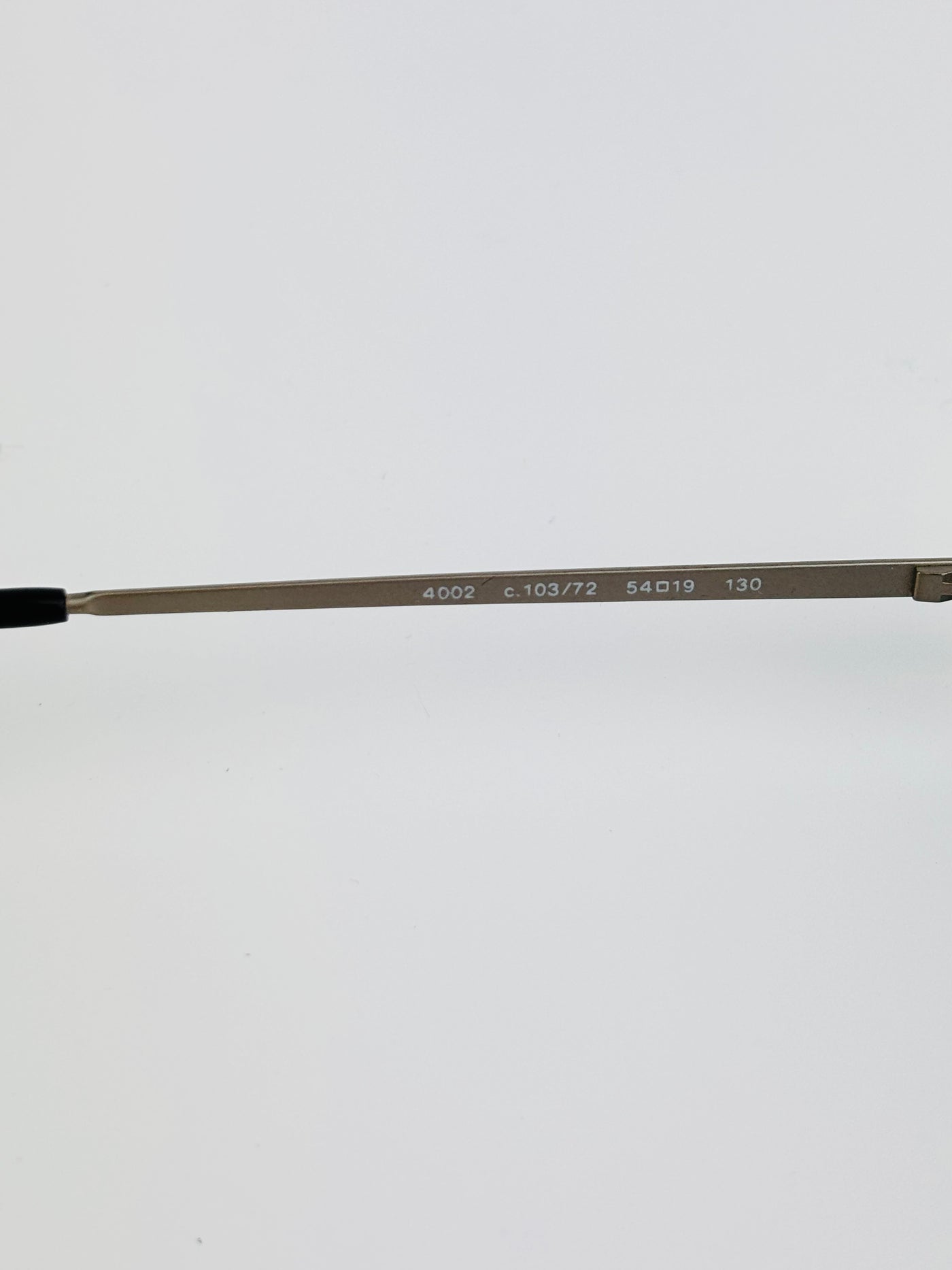 CHANEL – 4002