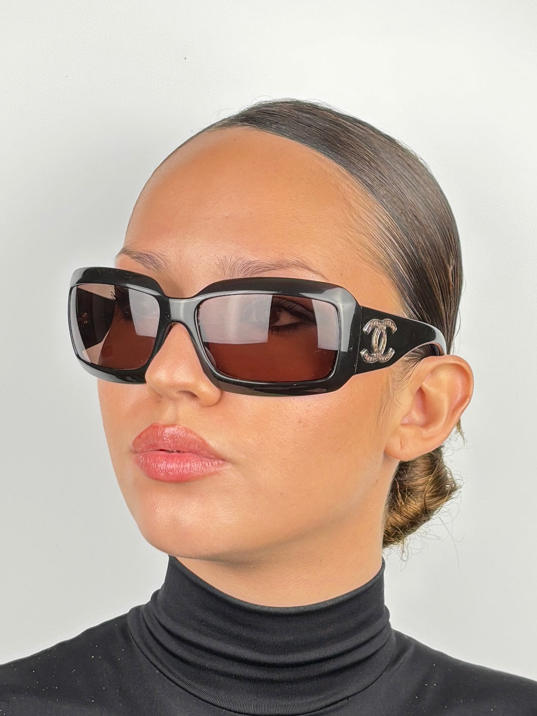 CHANEL - 6022-Q