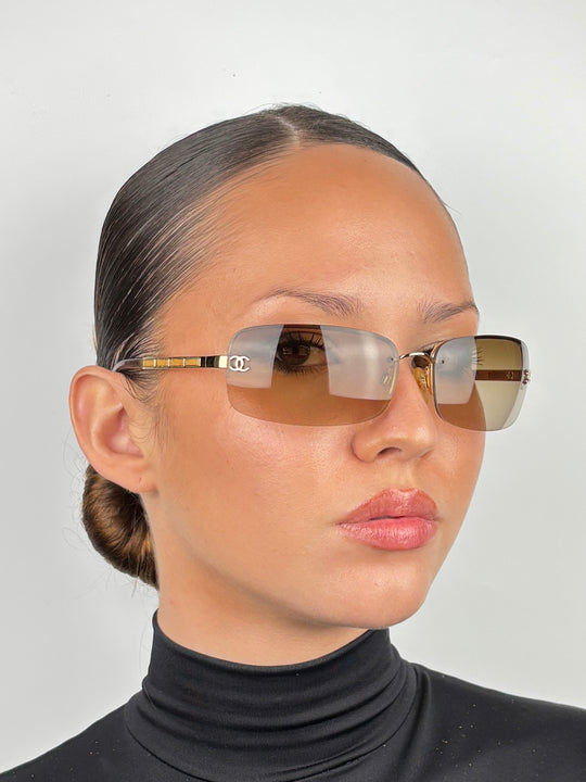 CHANEL - 4010