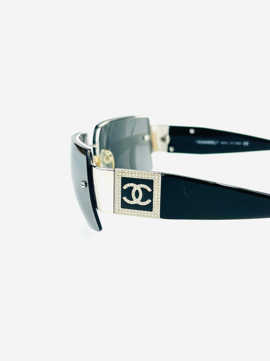 CHANEL – 4095
