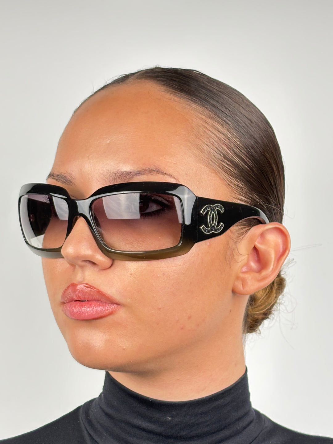 CHANEL - 6022-Q