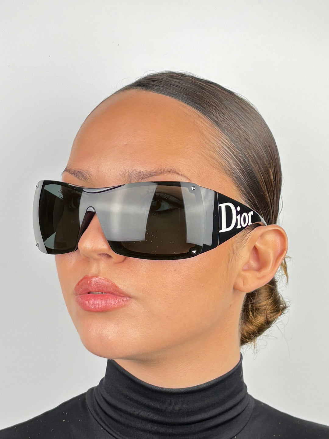 DIOR - OVERSHINE